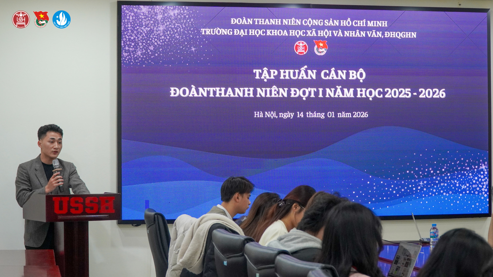 Tập huấn cán bộ Đoàn Thanh niên đợt I năm học 2025 - 2026